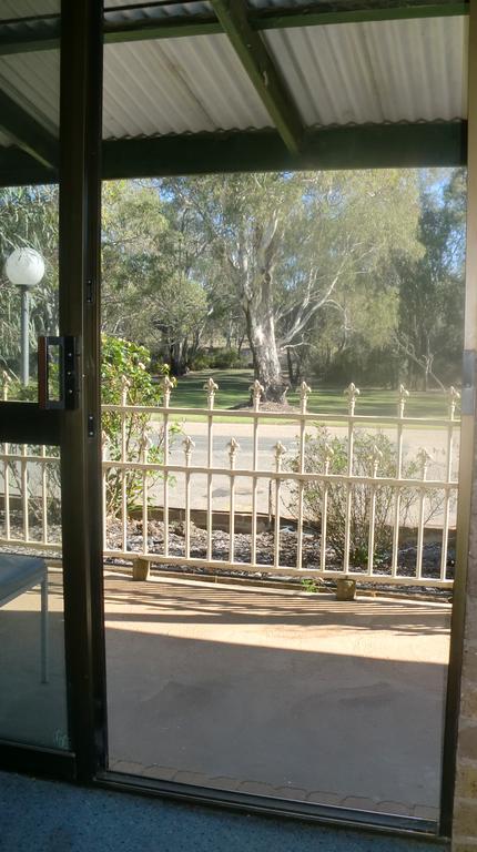 Tooleybuc Motel Room photo