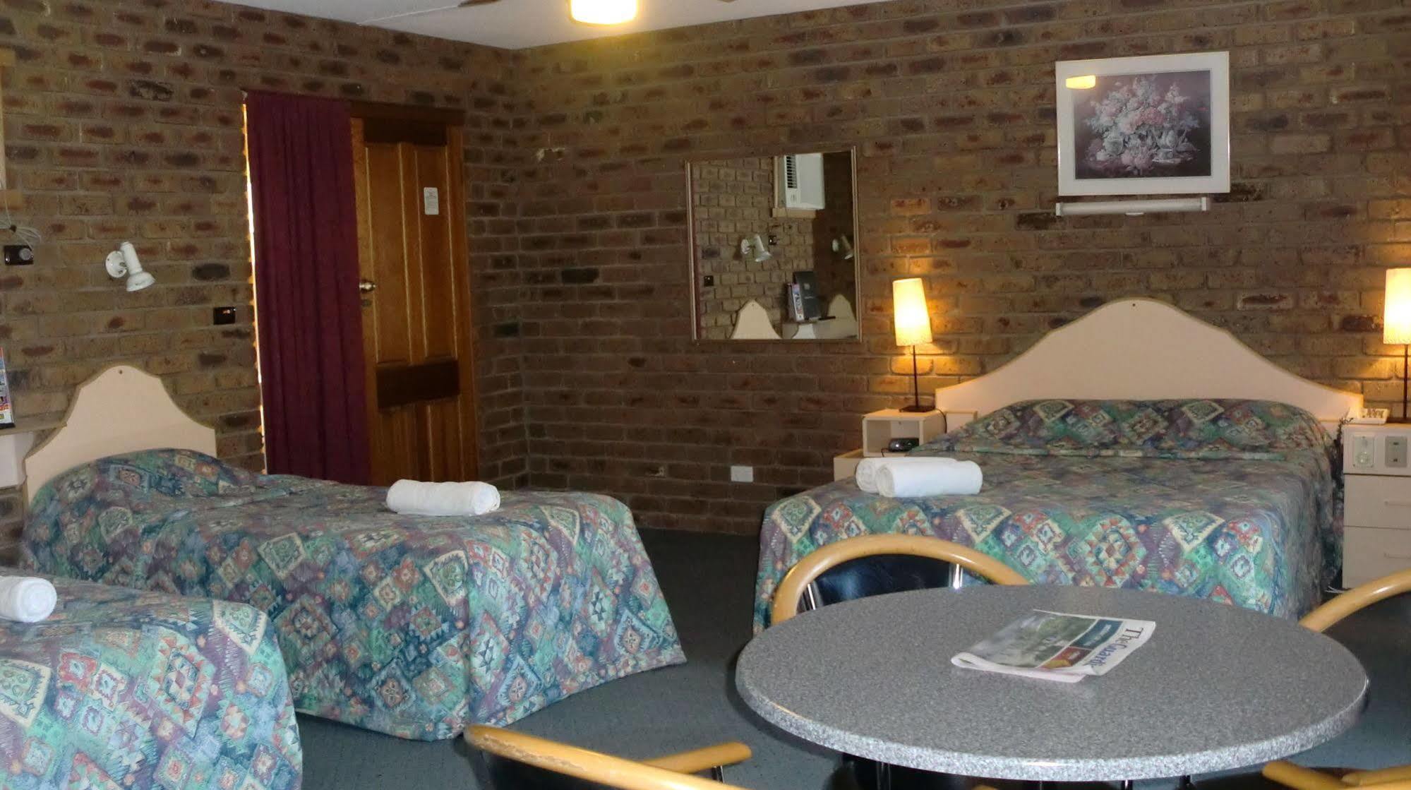 Tooleybuc Motel Exterior photo
